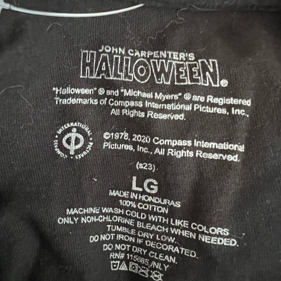 Shirt - Picture 3 of 4